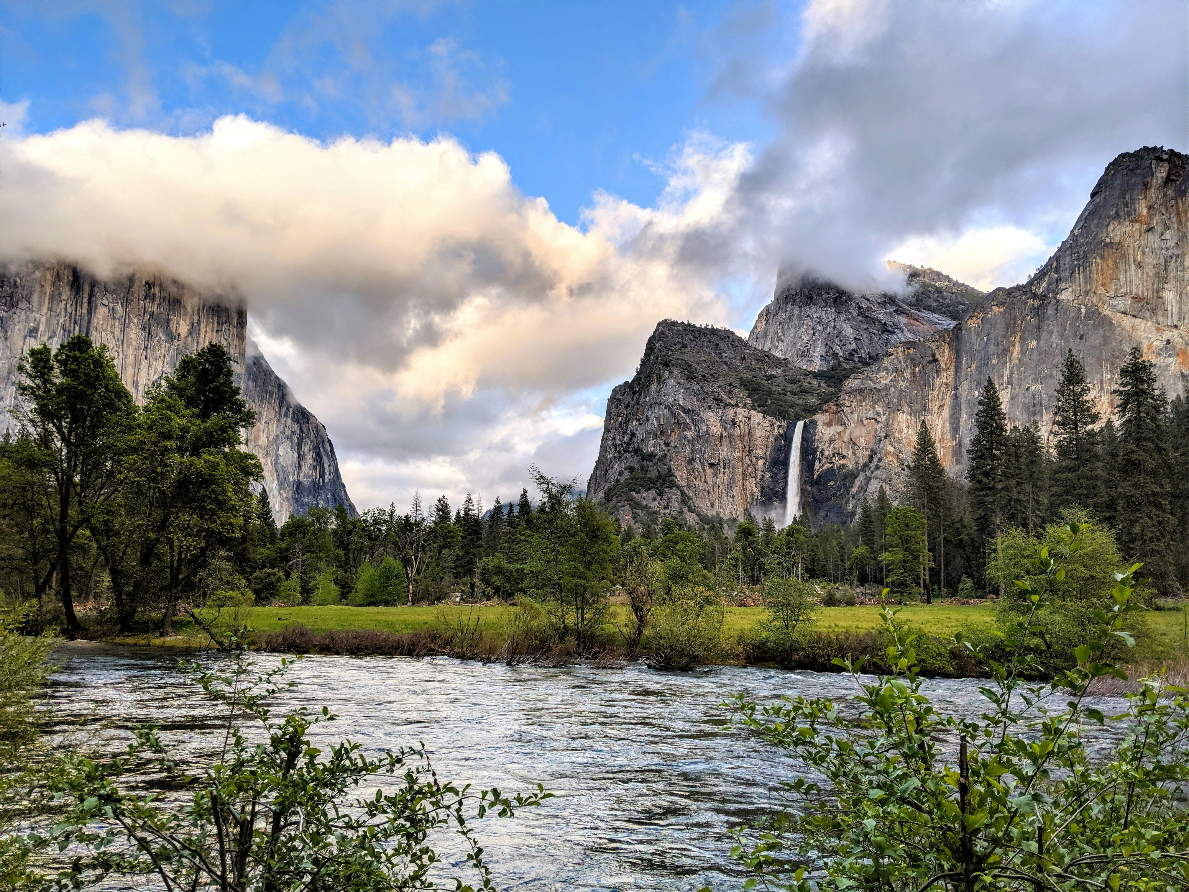 river surrounded by mountains